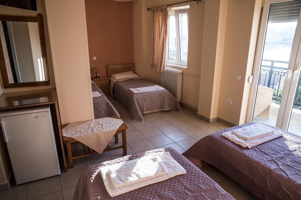 Mytilíni Zoumboulis Rooms מראה חיצוני תמונה