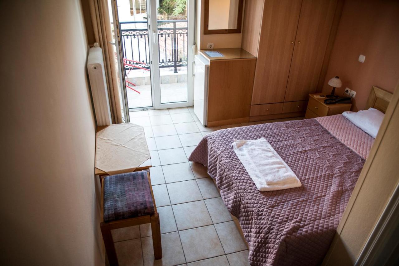 Mytilíni Zoumboulis Rooms מראה חיצוני תמונה